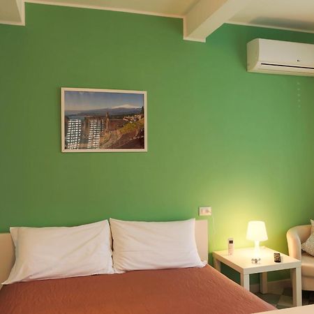 B&B Porta Della Sicilia Messina Kamer foto