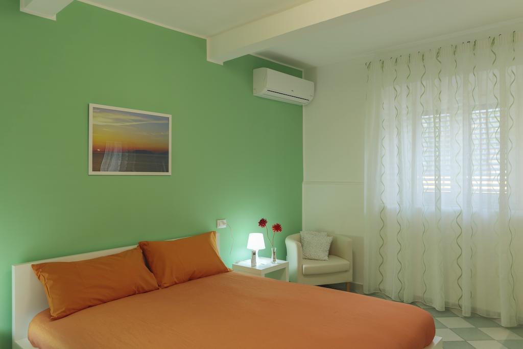 B&B Porta Della Sicilia Messina Kamer foto